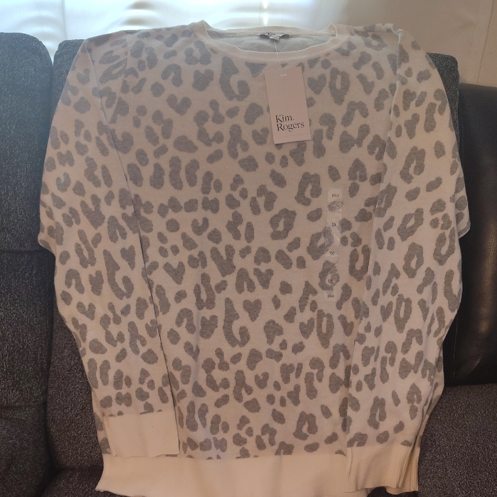 Kim Rogers Cream and Gray Animal Print Sweater